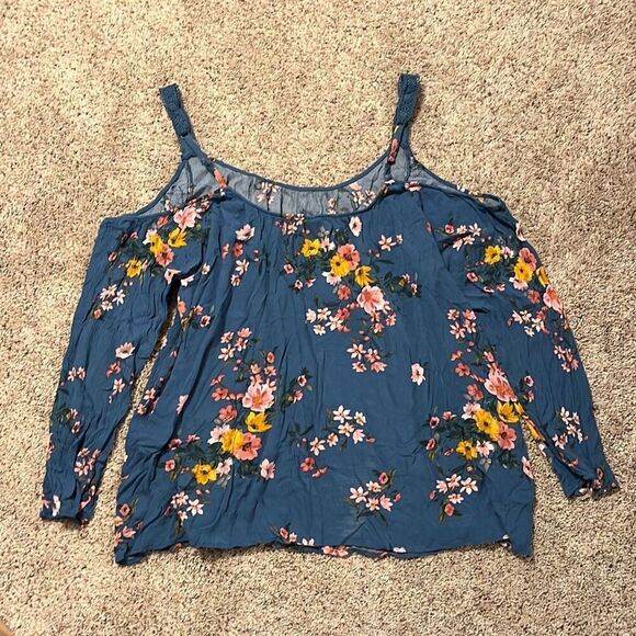 Torrid Blue Crinkle Gauze Lace Trim Cold Shoulder Top Size 4X - Picture 5 of 11